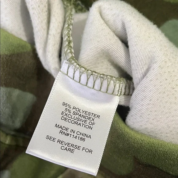 Juicy Couture Green Camouflage Straight Leg Pants size L womens pull on pockets - Picture 6 of 7